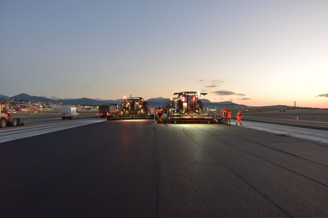 Mise en &oelig;uvre d&rsquo;enrob&eacute;s et d&rsquo;&eacute;mulsions