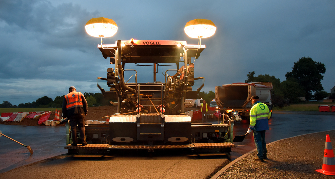 Nos machines sont &eacute;quip&eacute;es pour r&eacute;aliser un travail pr&eacute;cis, m&ecirc;me de nuit !
