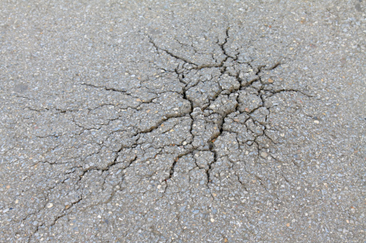 Une route dégradée